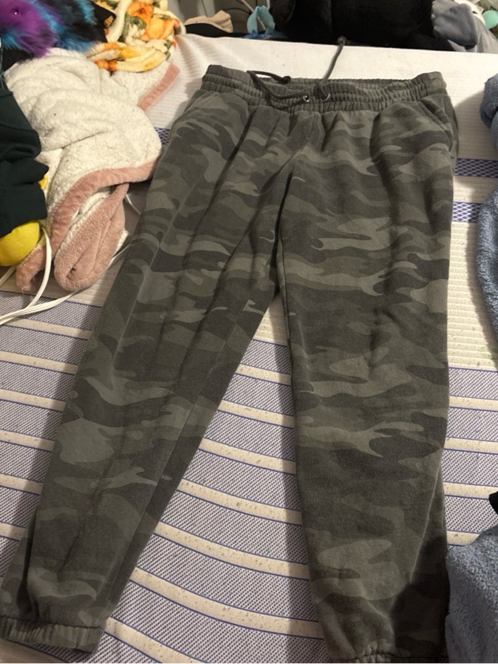 Camo Jogger Pants - Olive Green